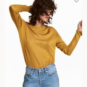 H&M Chartreuse Green Knit Lightweight Sweater